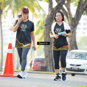 Runner Photo 7142939