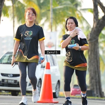 Runner Photo 7142952