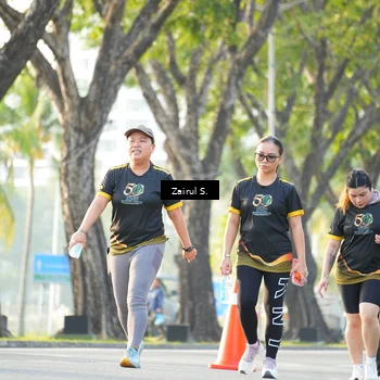 Runner Photo 7142958