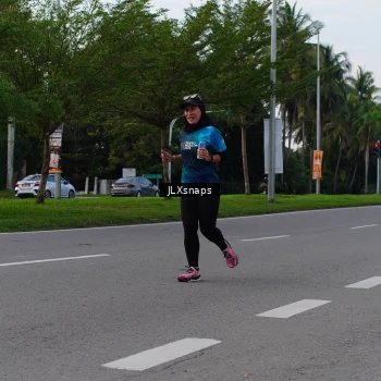 Runner Photo 7142959