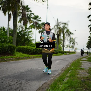 Runner Photo 7143004