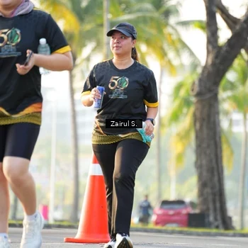 Runner Photo 7143023