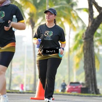 Runner Photo 7143035