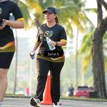 Runner Photo 7143048