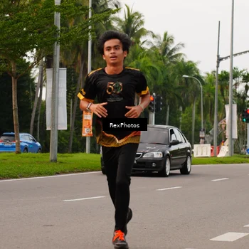 Runner Photo 7143063