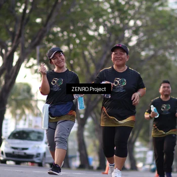 Runner Photo 7143071