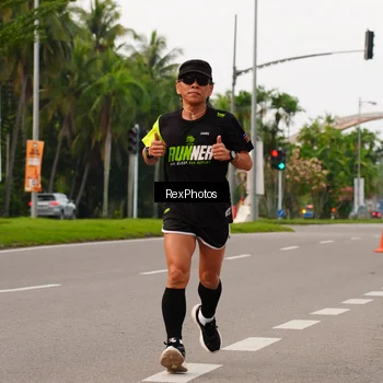 Runner Photo 7143088