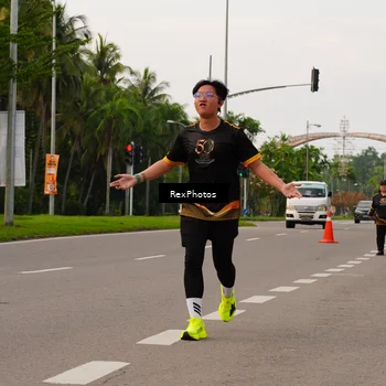 Runner Photo 7143132