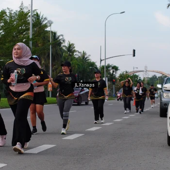 Runner Photo 7143139