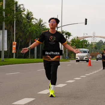Runner Photo 7143144