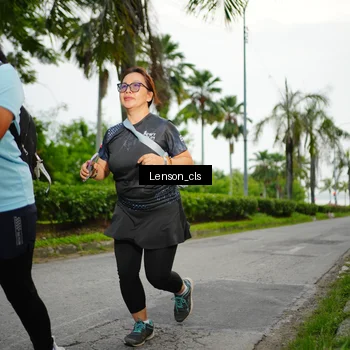Runner Photo 7143151