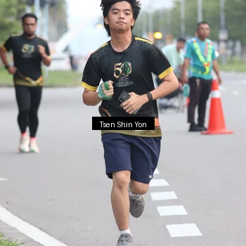 Runner Photo 7143162