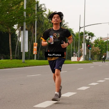 Runner Photo 7143197