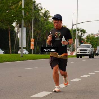 Runner Photo 7143219
