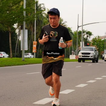 Runner Photo 7143236