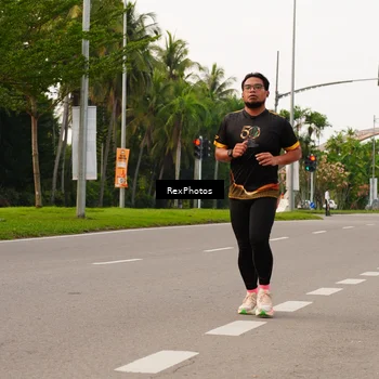 Runner Photo 7143255