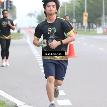 Runner Photo 7143260