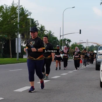 Runner Photo 7143265