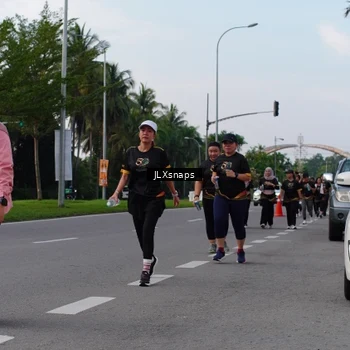 Runner Photo 7143278