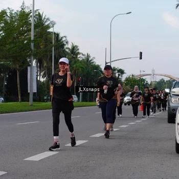 Runner Photo 7143292