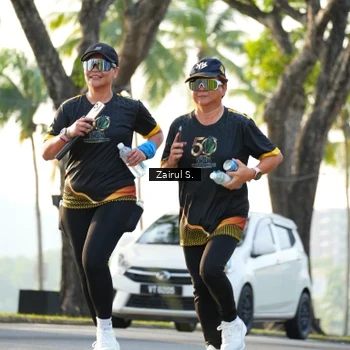 Runner Photo 7143295