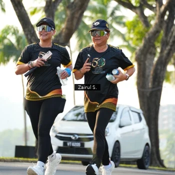 Runner Photo 7143301