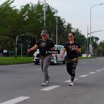 Runner Photo 7143336