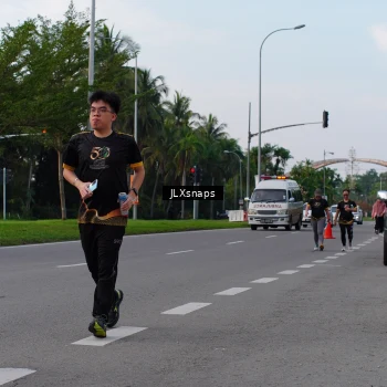 Runner Photo 7143359