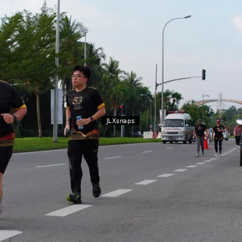 Runner Photo 7143364