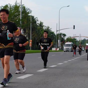 Runner Photo 7143370