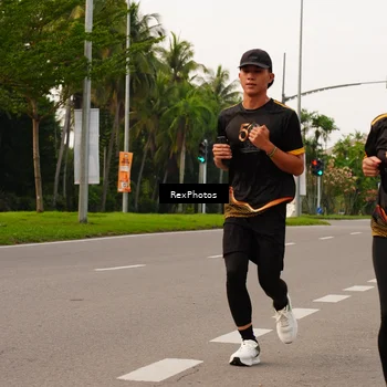 Runner Photo 7143379