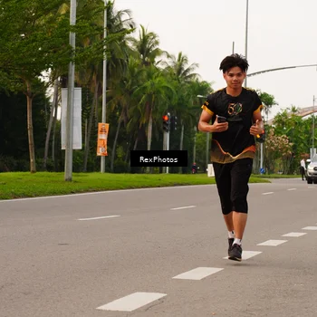 Runner Photo 7143383