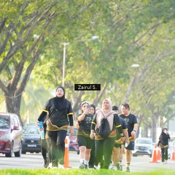 Runner Photo 7143396