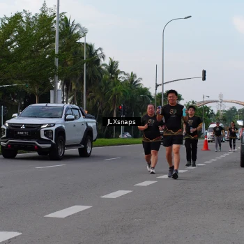 Runner Photo 7143405