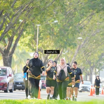 Runner Photo 7143427