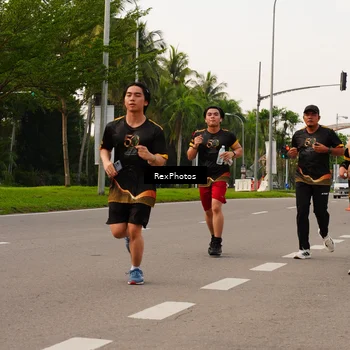 Runner Photo 7143436