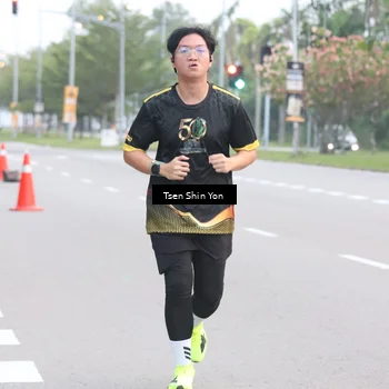 Runner Photo 7143497
