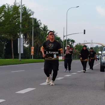 Runner Photo 7143508