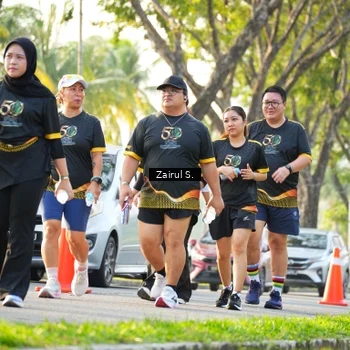 Runner Photo 7143510