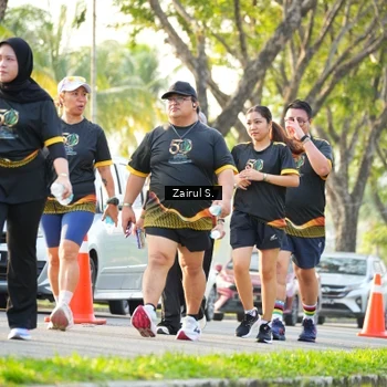 Runner Photo 7143511