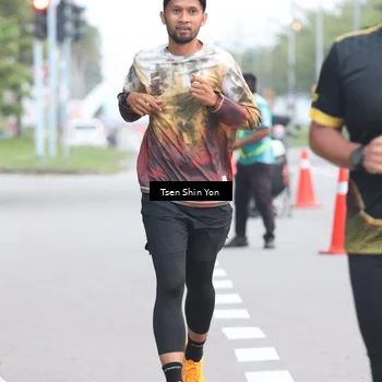 Runner Photo 7143586
