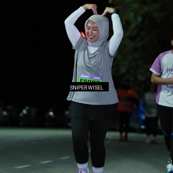 Runner Photo 7143648