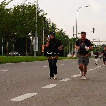 Runner Photo 7143659