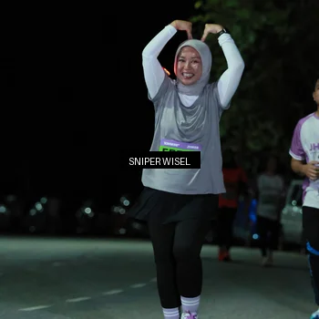 Runner Photo 7143660