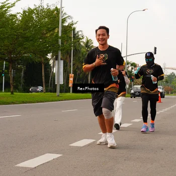 Runner Photo 7143672