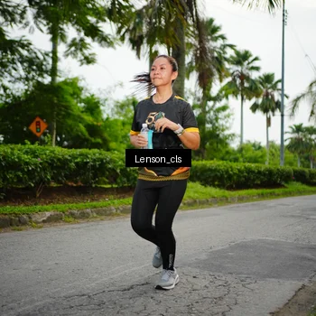 Runner Photo 7143699