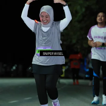 Runner Photo 7143704