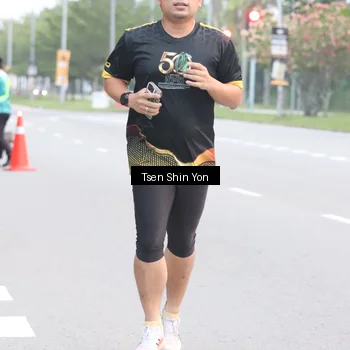 Runner Photo 7143705