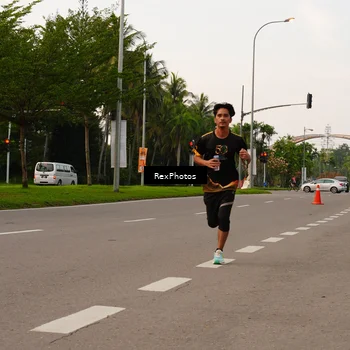 Runner Photo 7143719