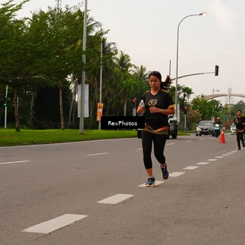Runner Photo 7143735